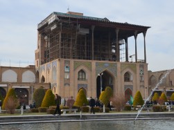 Шахский дворец Али-Капу в Исфахане